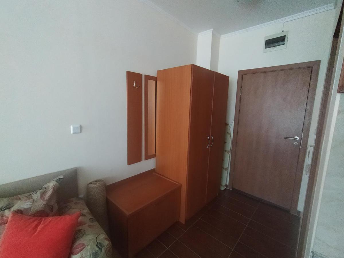 בנסקו Pine Tree Studio B11 מראה חיצוני תמונה